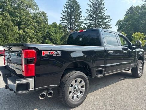 Used 2024 Ford F250 Lariat w/ Lariat Ultimate Package AWD/4WD image 9