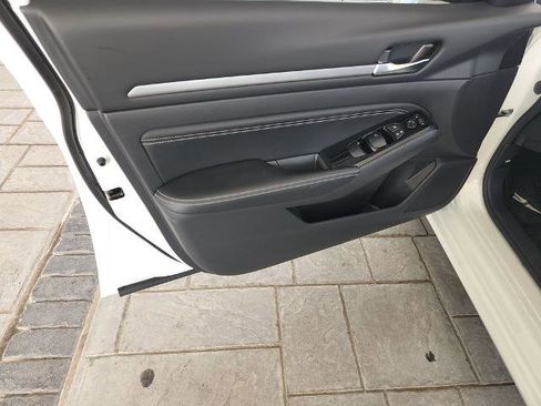 Certified 2023 Nissan Altima 2.5 SV w/ SV Premium Package image 29