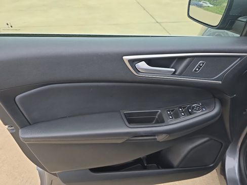 Used 2024 Ford Edge SEL AWD/4WD image 18