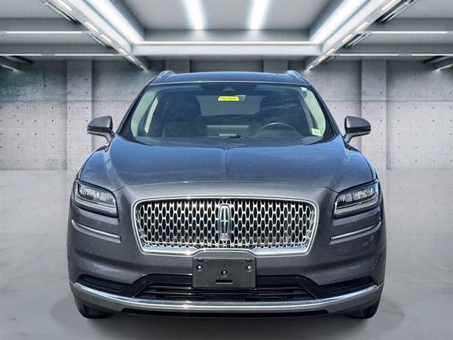 Used 2023 Lincoln Nautilus AWD w/ Premium Package image 2