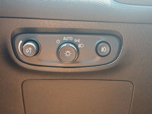 Used 2020 Buick Encore GX Select w/ Experience Buick Package FWD image 31