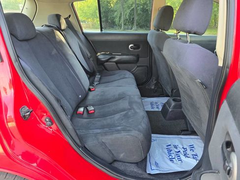 Used 2009 Nissan Versa 1.8 S w/ PWR Pkg image 10