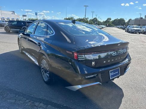 Certified 2025 Hyundai Sonata SEL FWD image 5