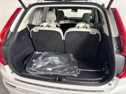 Used 2025 Volvo XC90 B6 Plus w/ Protection Package Premier AWD/4WD image 23