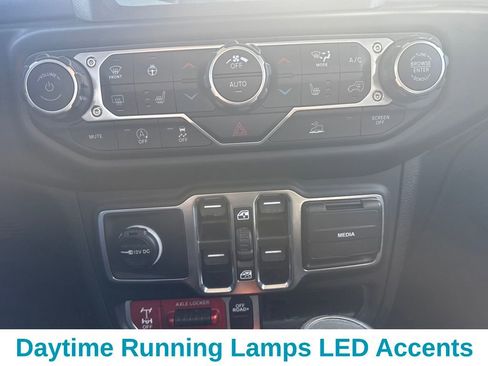 Used 2021 Jeep Gladiator Mojave image 18