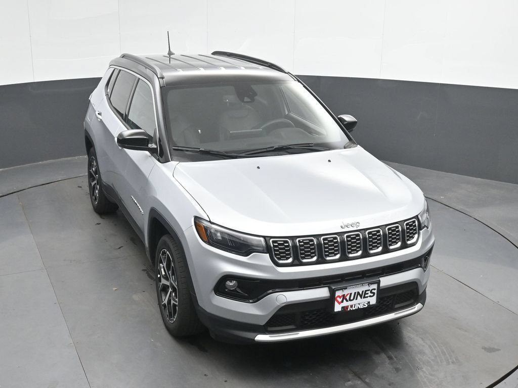 Used 2025 Jeep Compass Limited AWD/4WD image 33