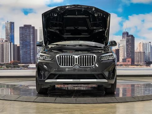 Used 2024 BMW X3 xDrive30i w/ Premium Package w/ZPA AWD/4WD image 4