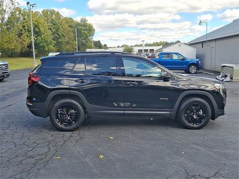 Used 2023 GMC Terrain AT4 image 11