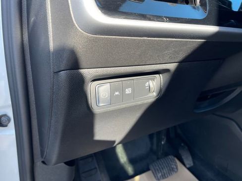 Used 2024 Honda Prologue EX image 20