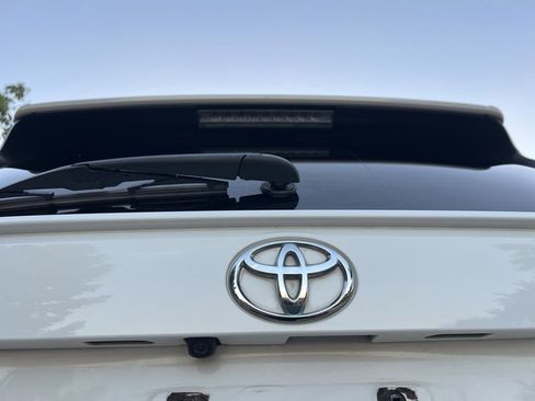 Used 2019 Toyota RAV4 XLE image 8