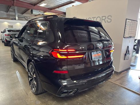 Used 2023 BMW X7 M60i w/ Executive Package image 11