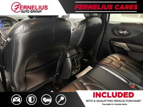 Used 2021 Jeep Cherokee Latitude Lux 80th Anniv w/ Quick Order Package 26U 80TH AWD/4WD image 28