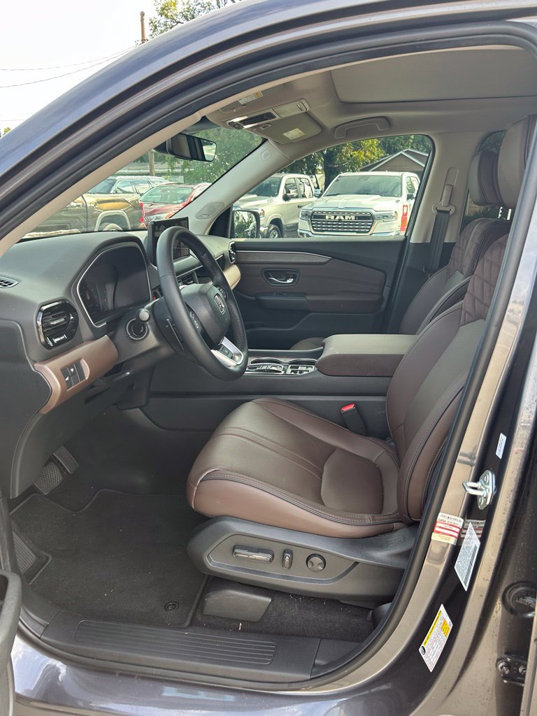 Used 2026 Honda Pilot Elite image 18