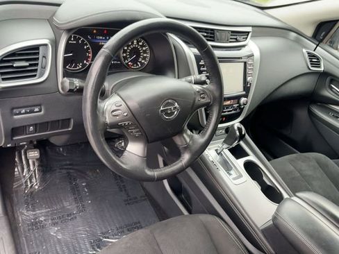 Used 2019 Nissan Murano SV image 9