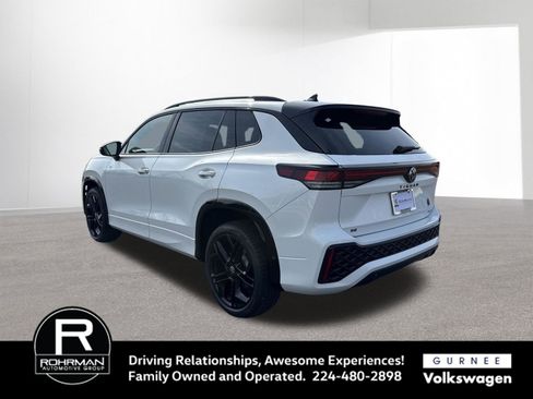 New 2026 Volkswagen Tiguan SE R-Line AWD/4WD image 6