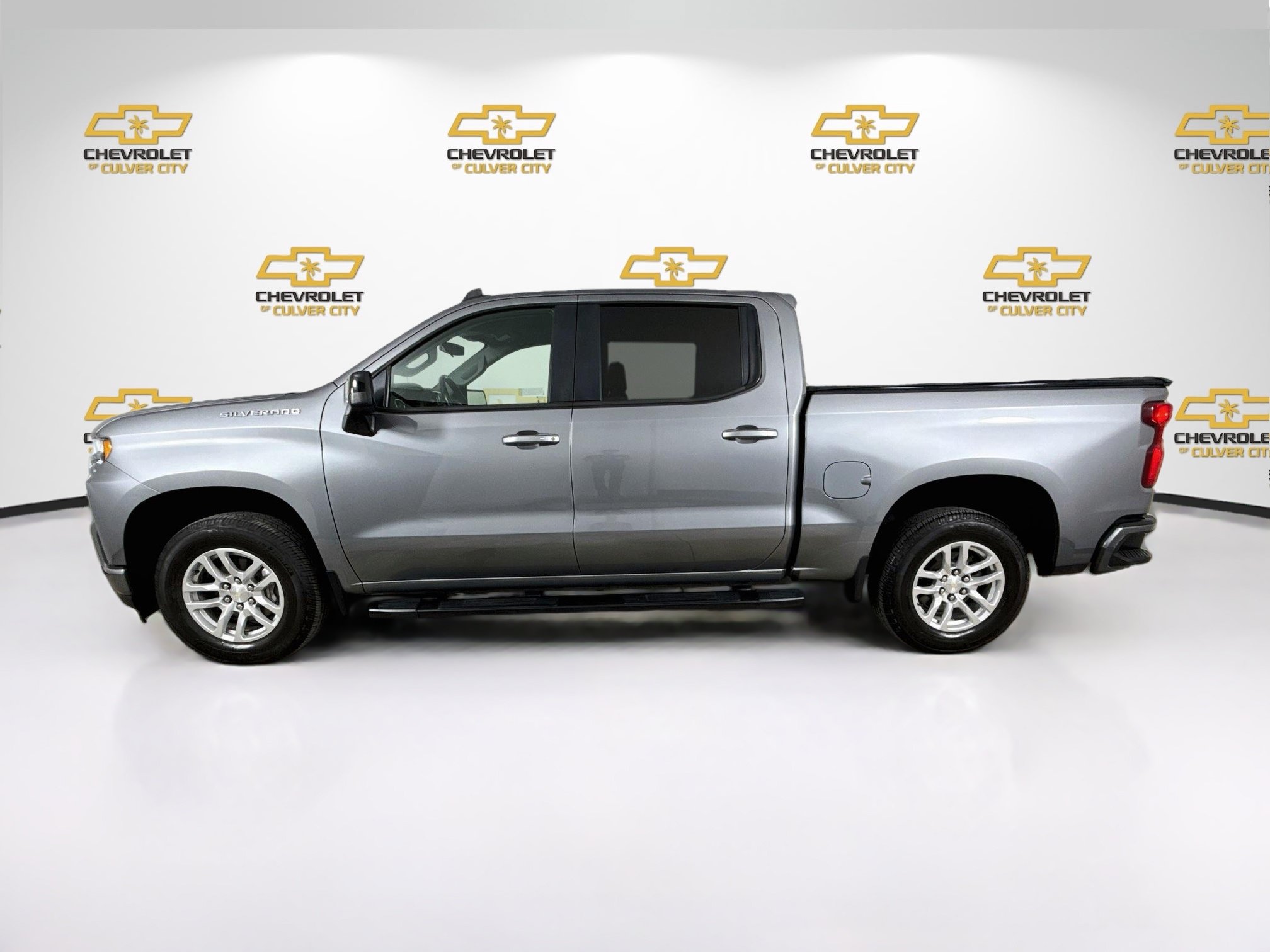 Used 2021 Chevrolet Silverado 1500 RST w/ Safety Package RWD image 5