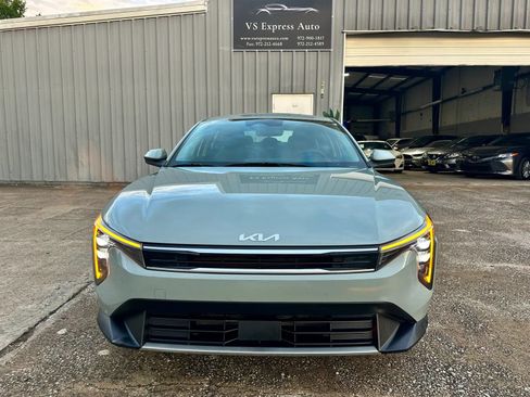 Used 2025 Kia K4 EX FWD image 3