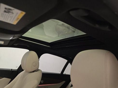 Used 2022 Mercedes-Benz E 350 Sedan w/ AMG Line Exterior image 8