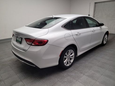 Used 2015 Chrysler 200 Limited w/ Convenience Group FWD image 9