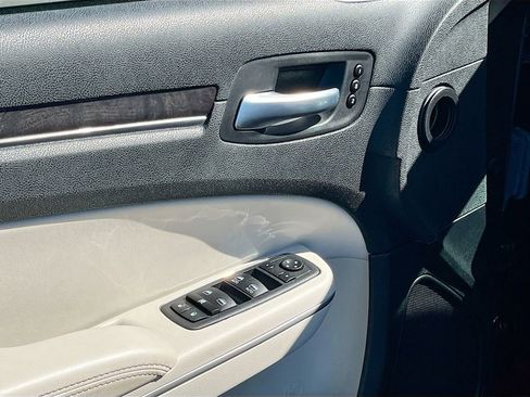 Certified 2023 Chrysler 300 Touring L w/ Comfort Group image 17