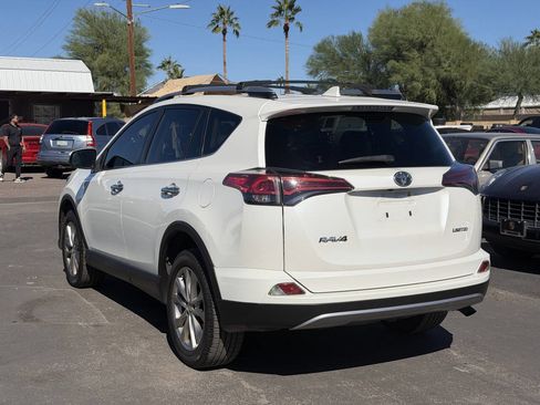 Used 2018 Toyota RAV4 Limited image 8
