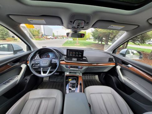 Used 2022 Audi Q5 2.0T Premium image 16