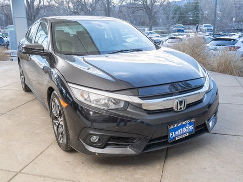 Used 2017 Honda Civic EX-T image 2
