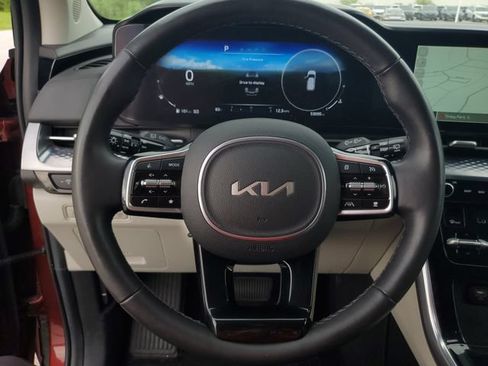 Used 2024 Kia Carnival SX Prestige FWD image 20