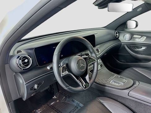 Used 2021 Mercedes-Benz E 350 Sedan image 4