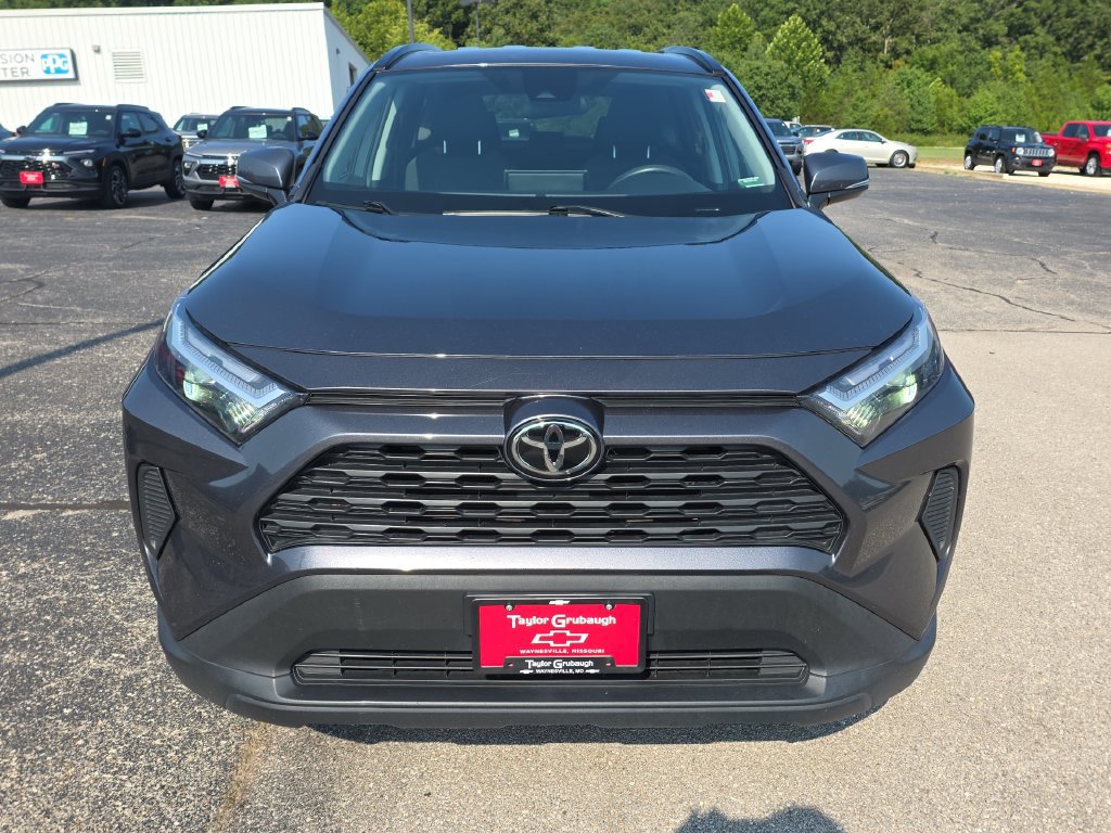 Used 2024 Toyota RAV4 XLE AWD/4WD image 3