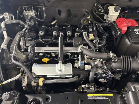 Used 2023 Nissan Kicks SV image 29