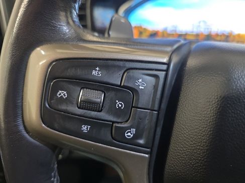 Used 2022 Chevrolet Silverado 1500 High Country w/ Z71 Off-Road Package image 23