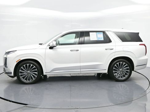 Used 2024 Hyundai Palisade Calligraphy FWD image 4