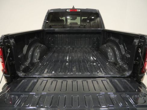 New 2026 RAM 1500 4x4 Crew Cab image 25