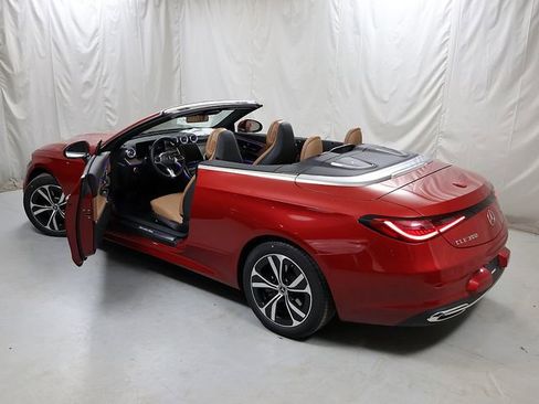 New 2026 Mercedes-Benz CLE 300 4MATIC Cabriolet image 11