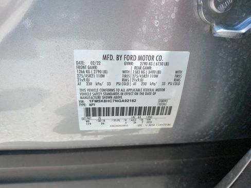 Certified 2022 Ford Explorer Platinum w/ Equipment Group 601A AWD/4WD image 38