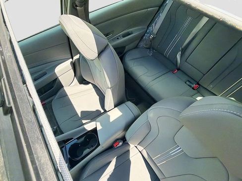 New 2026 Hyundai Elantra SEL Sport Premium FWD image 22