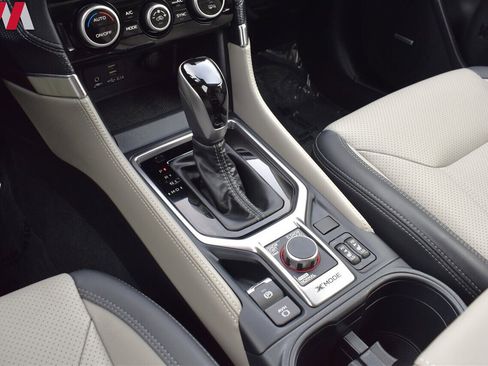 Used 2024 Subaru Forester Limited image 23