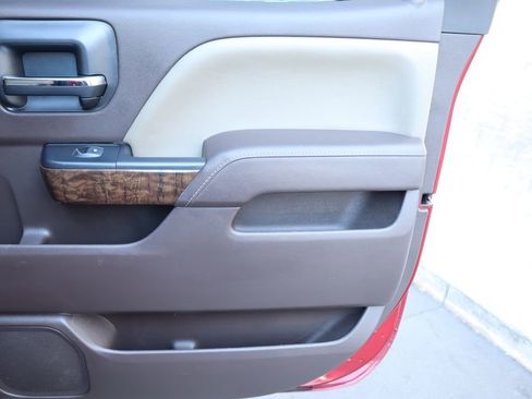 Used 2018 Chevrolet Silverado 1500 LT w/ All Star Edition image 26