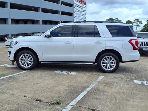 Used 2021 Ford Expedition XLT image 26