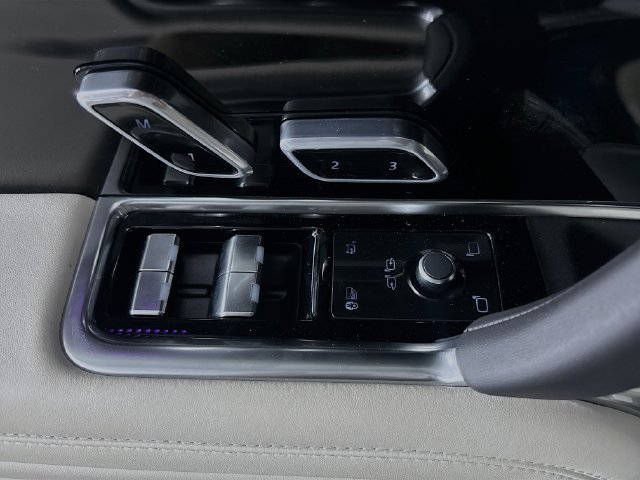 New 2026 Land Rover Range Rover SE AWD/4WD image 19