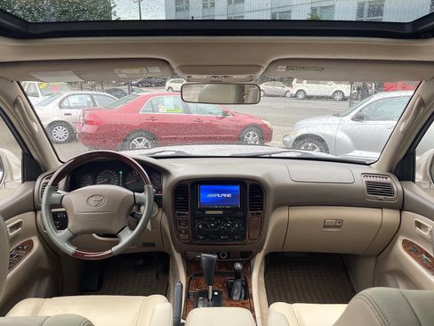 Used 2000 Toyota Land Cruiser image 13