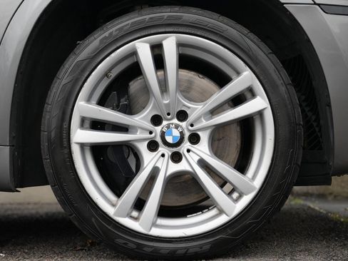 Used 2011 BMW X5 M image 12