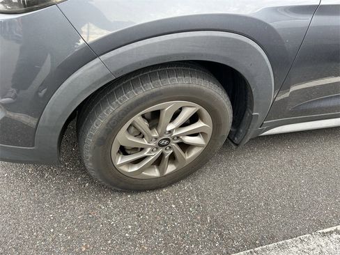 Used 2017 Hyundai Tucson SE image 10