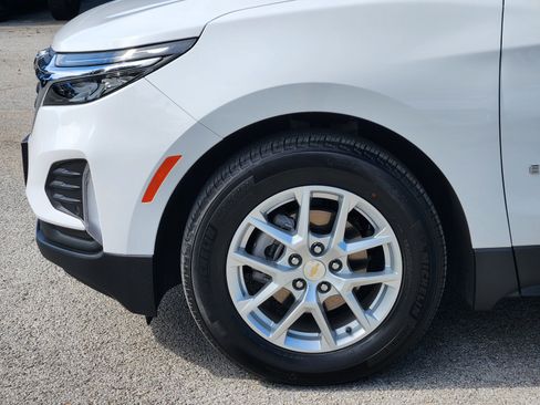 Used 2024 Chevrolet Equinox LT FWD image 25