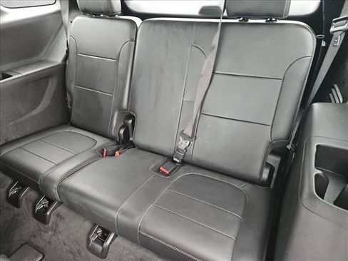 Used 2019 Chevrolet Traverse Premier w/ Redline Edition image 21