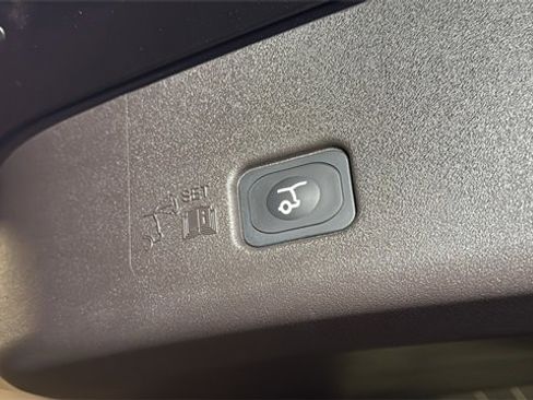 New 2026 Lincoln Nautilus Black Label image 15