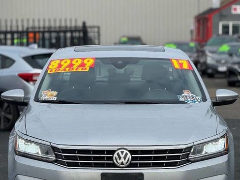 Used 2017 Volkswagen Passat 1.8T SEL Premium image 2