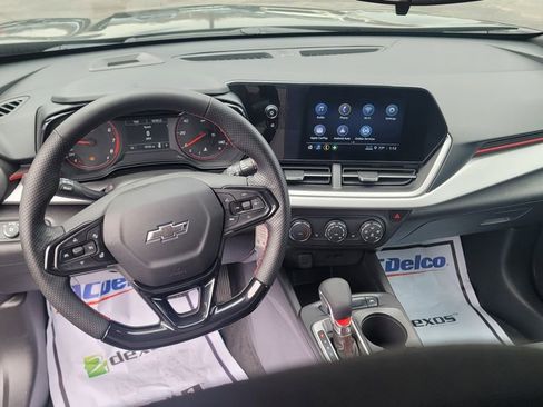 Used 2024 Chevrolet Trax RS w/ Driver Confidence Package image 24