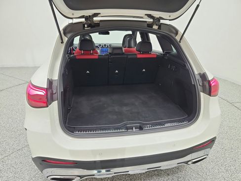 Used 2023 Mercedes-Benz GLC 300 image 23